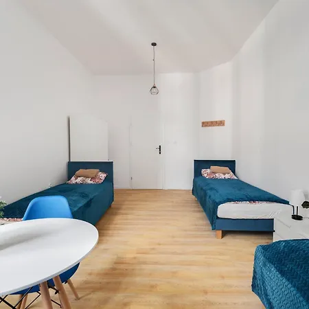 Hotel apartamentowy Centrum 2 7 Próchnika21 Łódź